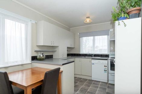 Photo of property in 12 Poaka Avenue, Dinsdale, Hamilton, 3204