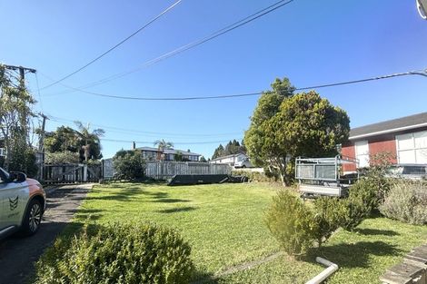 Photo of property in 12 Lynn Road, Bayview, Auckland, 0629