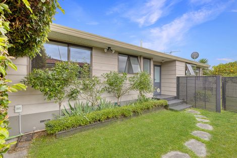 Photo of property in 42a Weld Street, Cambridge, 3434