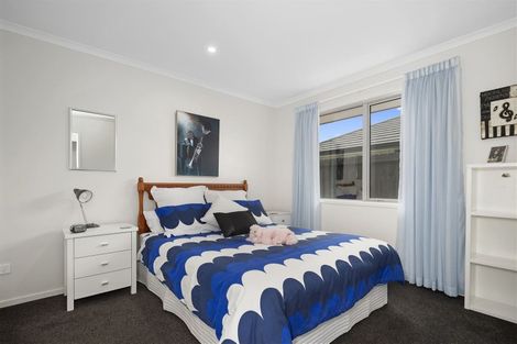 Photo of property in 31 Leet Crescent, Papamoa Beach, Papamoa, 3118