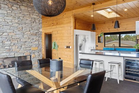 Photo of property in 18 Pembroke Street, Avondale, Christchurch, 8061