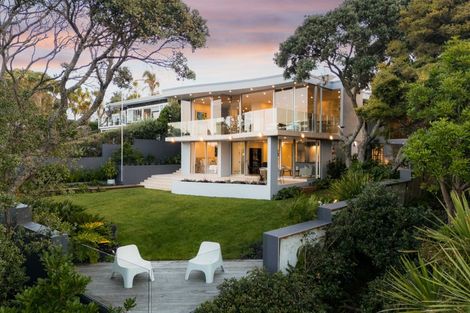 Photo of property in 19 Bournemouth Terrace, Murrays Bay, Auckland, 0630