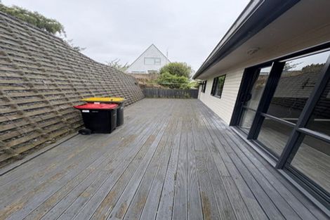 Photo of property in 332 Kaikorai Valley Road, Bradford, Dunedin, 9011