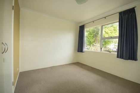 Photo of property in 2/138 Rangatira Road, Beach Haven, Auckland, 0626