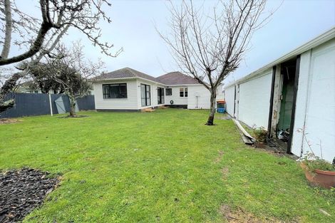 Photo of property in 18 Exeter Street, Brooklands, New Plymouth, 4310
