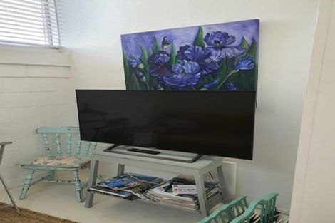 Photo of property in 44 Napier Road, Havelock North, 4130