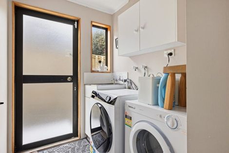 Photo of property in 83a Carlton Street, Bellevue, Tauranga, 3110