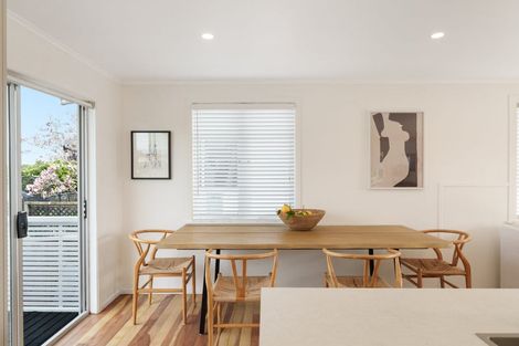 Photo of property in 290a Oceanbeach Road, Mount Maunganui, 3116