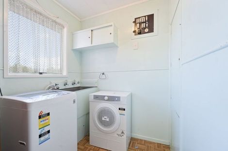 Photo of property in 19 Pankhurst Place, Sunnyvale, Auckland, 0612