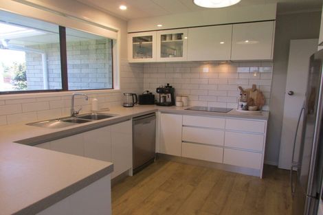 Photo of property in 15 Lantana Avenue, Bell Block, New Plymouth, 4312