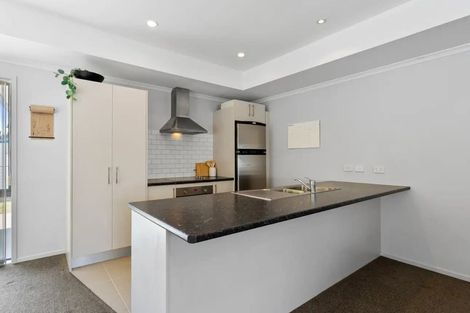 Photo of property in 36 Paterson Avenue West, Pukekohe, 2120