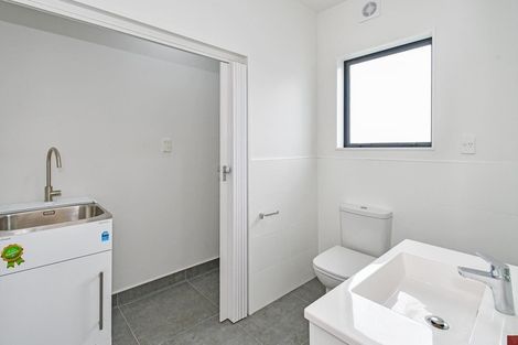 Photo of property in 39 Tapuwae Way, Mangere Bridge, Auckland, 2022