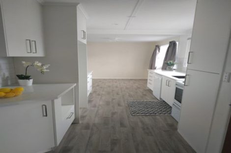 Photo of property in 363 Whangaparaoa Road, Stanmore Bay, Whangaparaoa, 0932