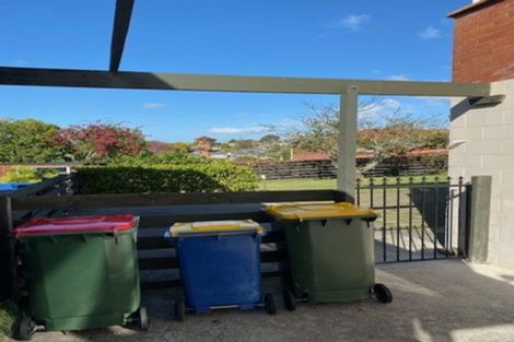 Photo of property in 15 Taitua Drive, Te Atatu South, Auckland, 0610