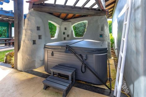 Photo of property in 13 Tudor Grove, Whitianga, 3510