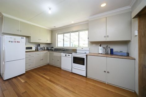Photo of property in 7 Nairn Crescent, Awapuni, Palmerston North, 4412