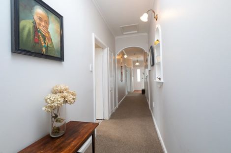 Photo of property in 213 Te Moana Road, Waikanae, 5036