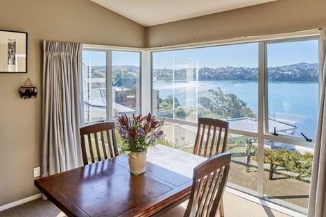 Photo of property in 18 Leeward Drive, Whitby, Porirua, 5024