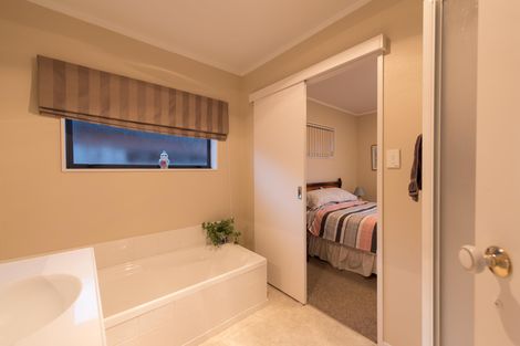 Photo of property in 313 Gravatt Road, Papamoa Beach, Papamoa, 3118