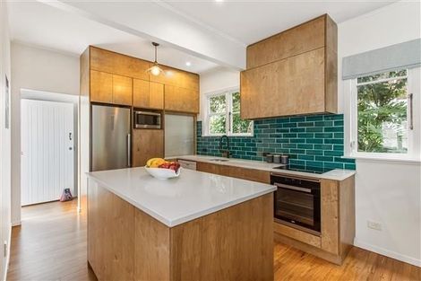 Photo of property in 49 Rukutai Street, Orakei, Auckland, 1071