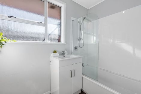 Photo of property in 2/46 Wood Street, Wainuiomata, Lower Hutt, 5014