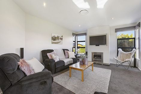 Photo of property in 11 Ethereal Crescent, Mount Pisa, Cromwell, 9383