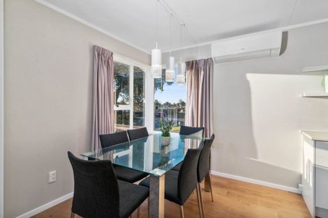 Photo of property in 8 Browning Crescent, Owhata, Rotorua, 3010