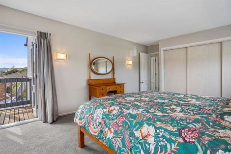 Photo of property in 1 Farnham Place, Ilam, Christchurch, 8041