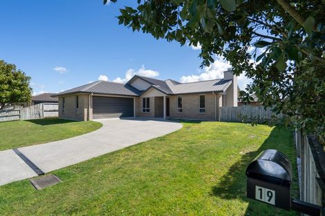 Photo of property in 19 Watkins Road, Cambridge, 3434