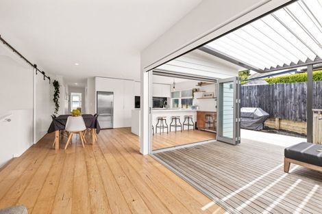 Photo of property in 16 John Andrew Drive, Warkworth, 0910