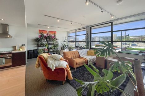 Photo of property in Revolucion Apartments, 304e/28 Torrens Terrace, Mount Cook, Wellington, 6011
