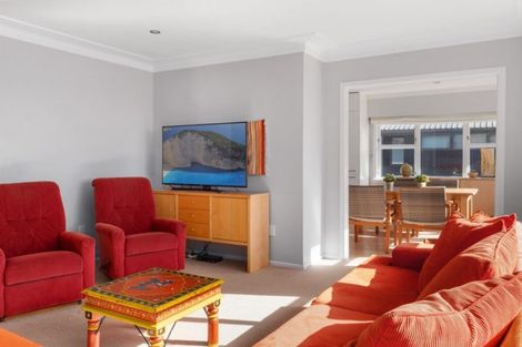 Photo of property in 34 Orkney Road, Mount Maunganui, 3116