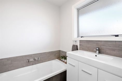 Photo of property in 6 Cardome Street, Bishopdale, Christchurch, 8053