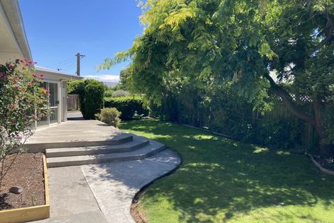 Photo of property in 4a Armstrong Avenue, Saint Martins, Christchurch, 8022