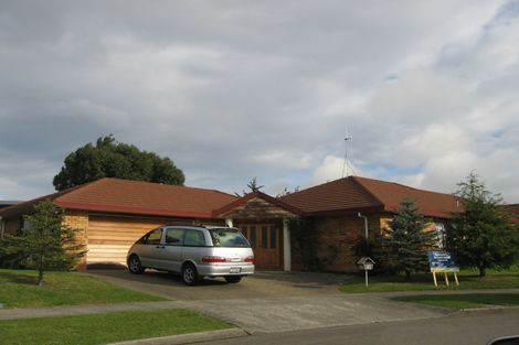 Photo of property in 14 Kilkenny Place, Fitzherbert, Palmerston North, 4410