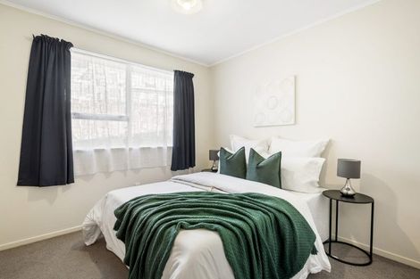 Photo of property in 3 Tesla Place, Totara Vale, Auckland, 0629