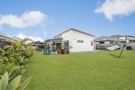 Photo of property in 8 Defender Crescent, Beachlands, Auckland, 2018