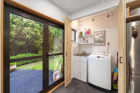 Photo of property in 37b Highland Place, Avonhead, Christchurch, 8042