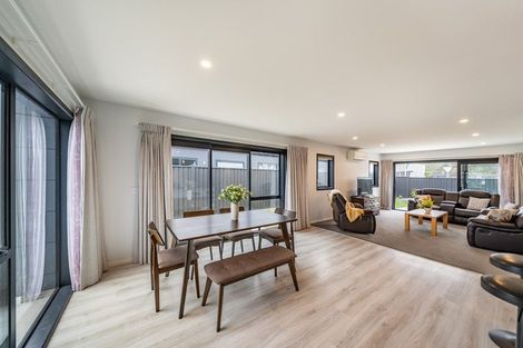 Photo of property in 15 Cynisca Crescent, Wallaceville, Upper Hutt, 5018