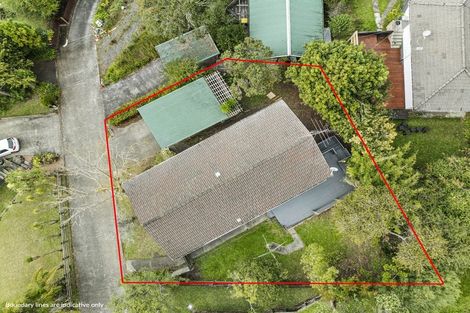 Photo of property in 1/13 Erica Road, Sunnynook, Auckland, 0620