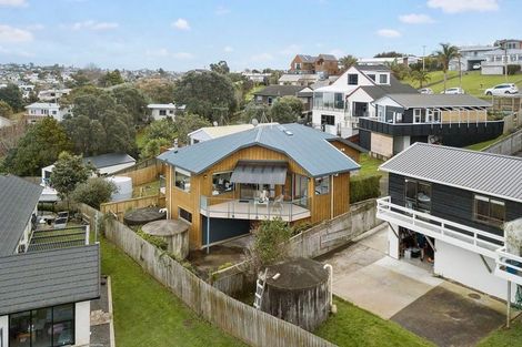 Photo of property in 17b East Avenue, Manly, Whangaparaoa, 0930