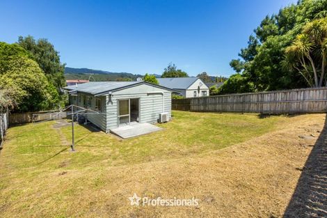 Photo of property in 23 Hartford Crescent, Totara Park, Upper Hutt, 5018
