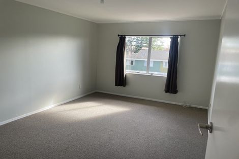 Photo of property in 2/37 Seabrook Avenue, New Lynn, Auckland, 0600