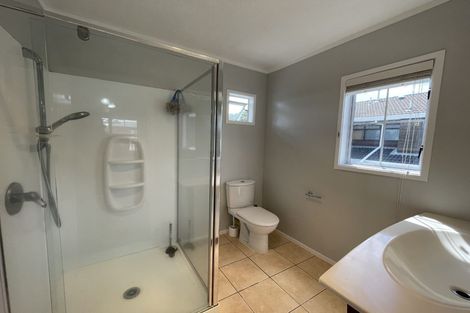 Photo of property in 2 Lemonwood Place, The Gardens, Auckland, 2105