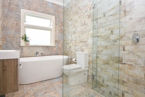 Photo of property in 15 Hilton Road, Carterton, 5713