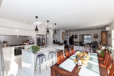 Photo of property in 7 Whitau Place, Marshland, Christchurch, 8083