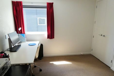Photo of property in Montreaux Apartments, 8b/164 The Terrace, Wellington Central, Wellington, 6011