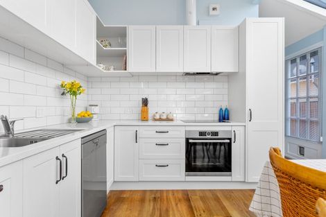 Photo of property in 31 Hardwicke Street, Sumner, Christchurch, 8081