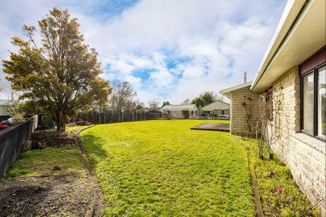 Photo of property in 2 Rangiora Place, Inglewood, 4330