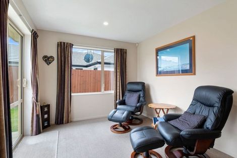 Photo of property in 6 Sedgemoor Close, Burwood, Christchurch, 8083